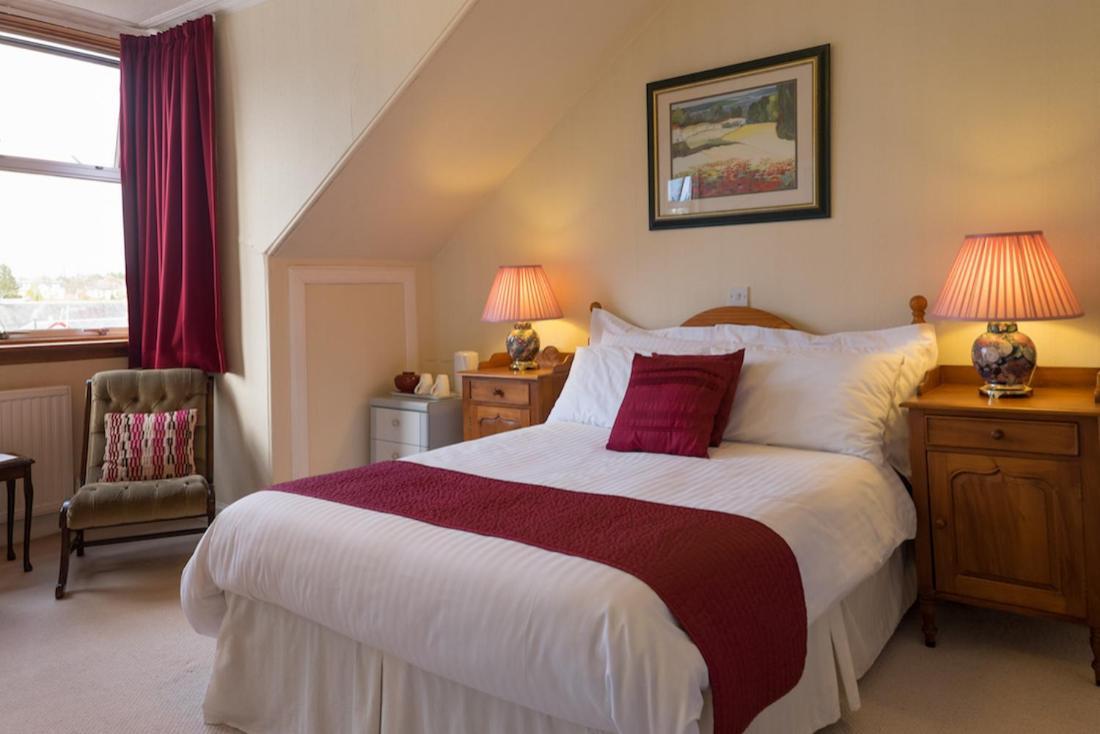 The Cedars Guest House Dunoon Bagian luar foto